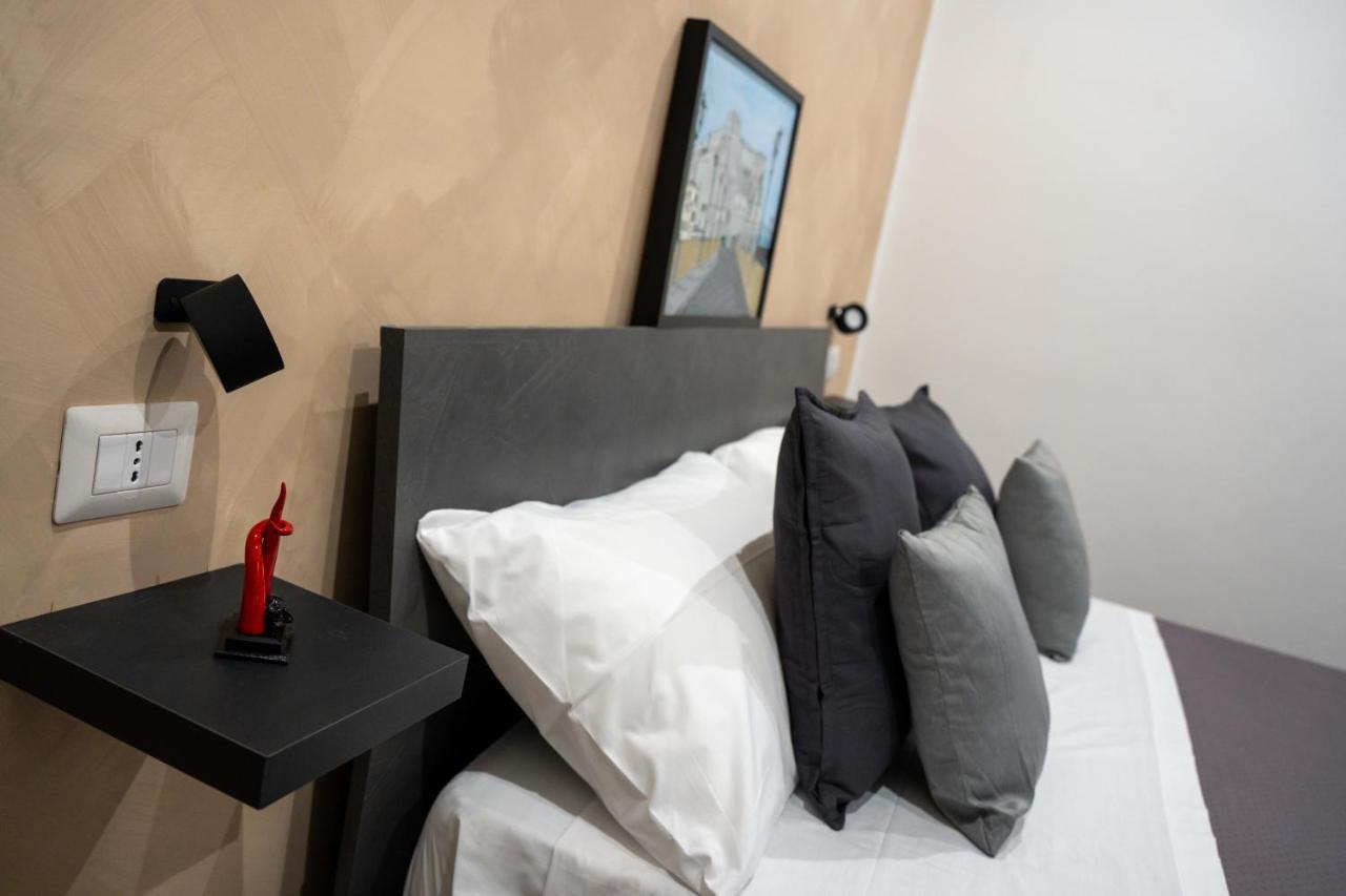 B&B Santa Lucy L.A.M. Napoli Ngoại thất bức ảnh