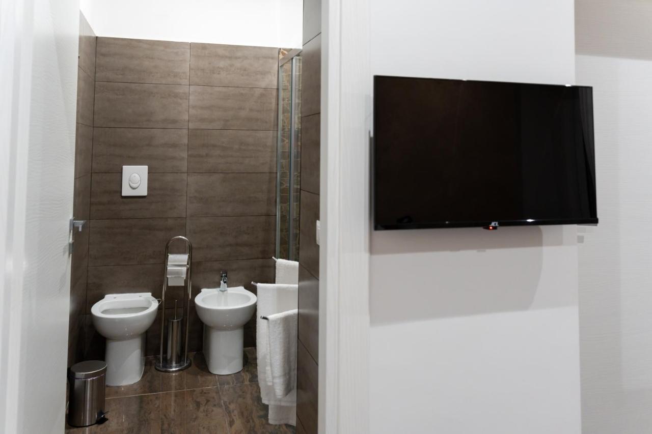 B&B Santa Lucy L.A.M. Napoli Ngoại thất bức ảnh